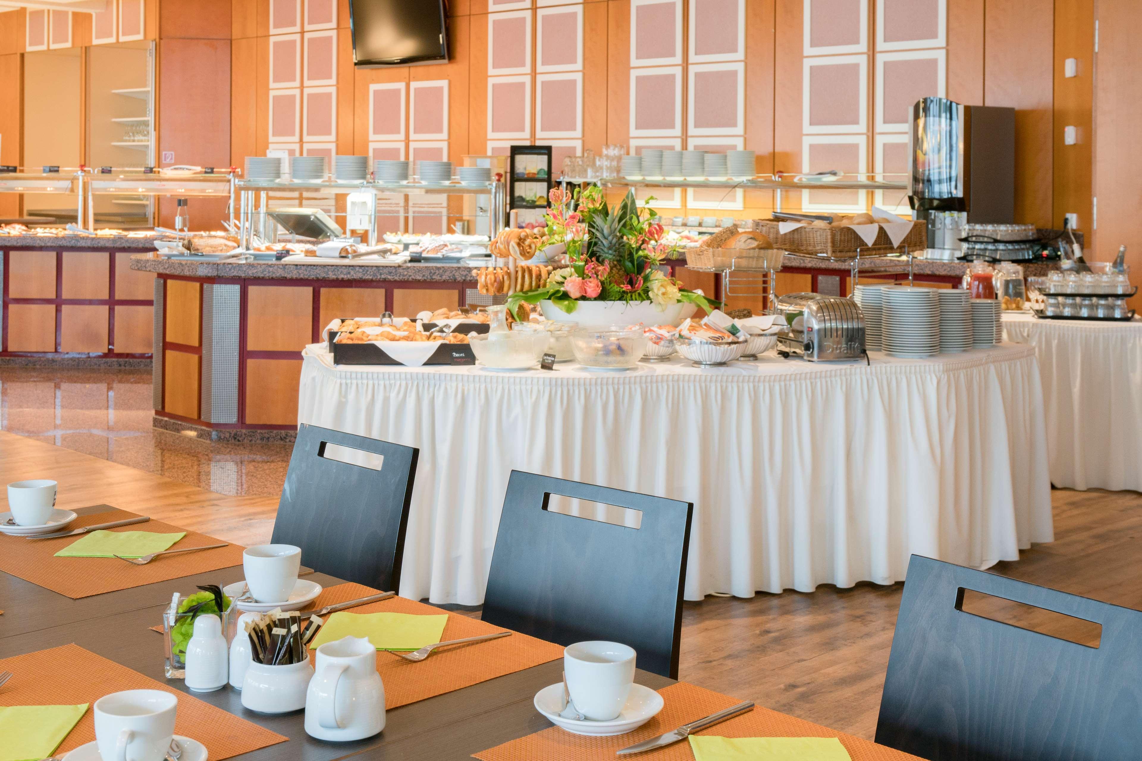 Best Western Plus Hotel Am Schlossberg 뉘르팅엔 외부 사진