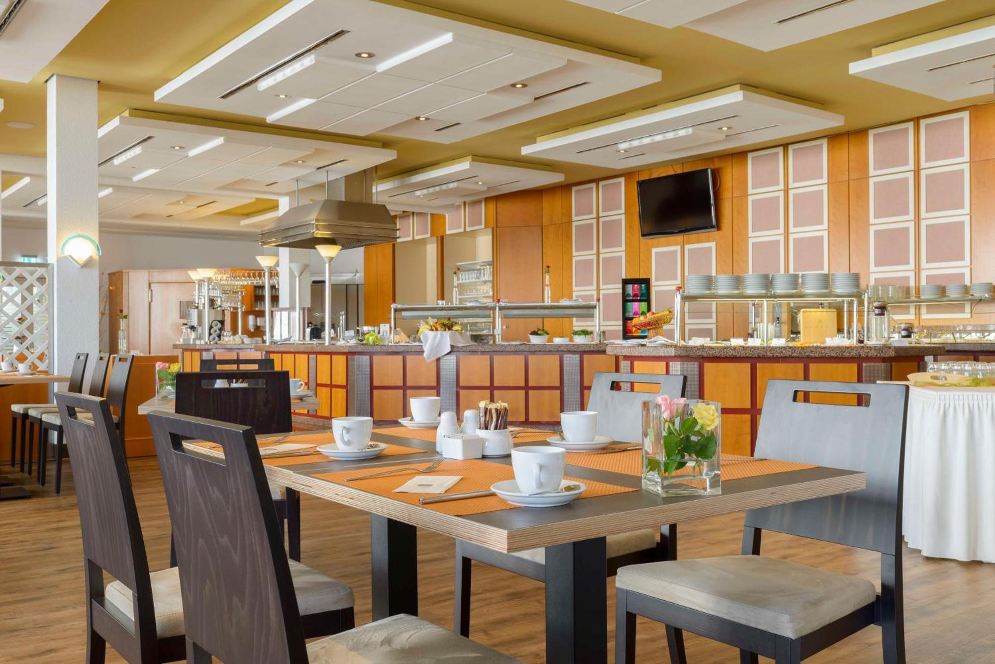 Best Western Plus Hotel Am Schlossberg 뉘르팅엔 외부 사진